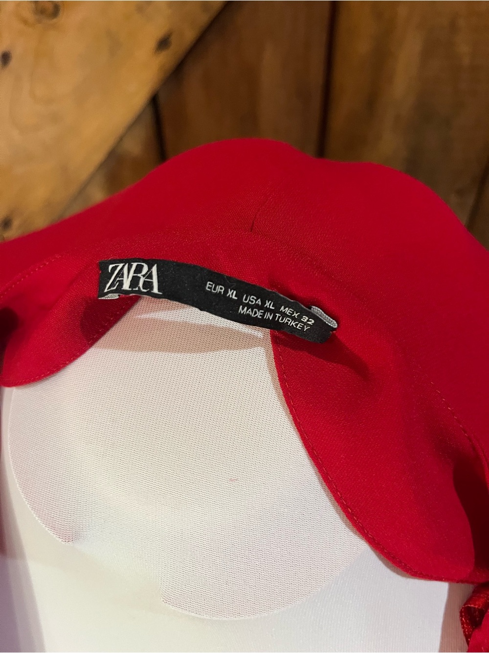 SALE ! 🎉 Zara bright Red Ruffle Mini Shift Dress V-Neck XL - Picture 4 of 6